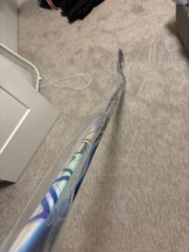 Intermediate Bauer Vapor Flylite Left Hand Hockey Stick P92 65 Flex (New)