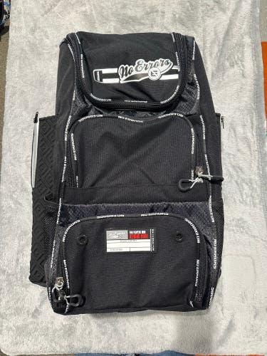 Black No Errors Top Pick II Bat Pack (Used)