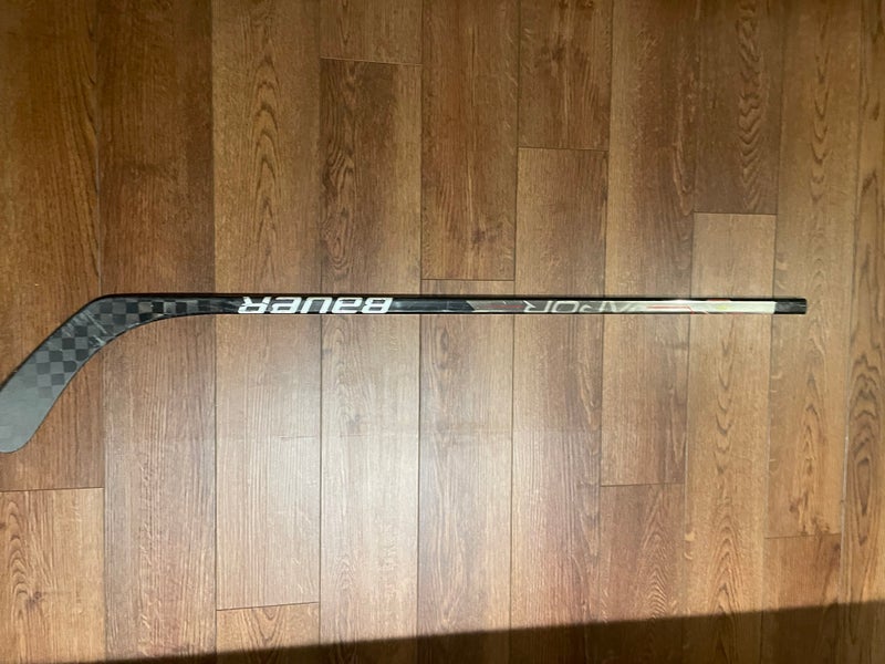 Youth Bauer Vapor Hyperlite Left Hand Hockey Stick P92 30 Flex (Used)