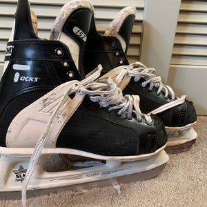 Late 90s Vintage CCM Tacks 152 Hockey Skates Regular Width 9 (Used)