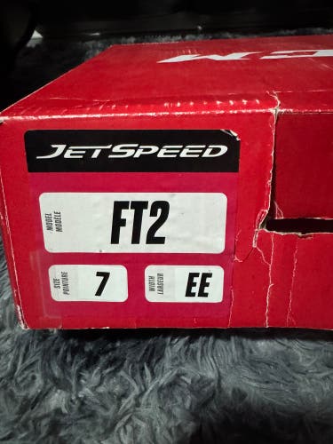 2019 CCM JetSpeed FT2 Hockey Skates Extra Wide Width 7 (New)