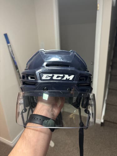 Large CCM Tacks 910 Helmet Pro Stock (Used)