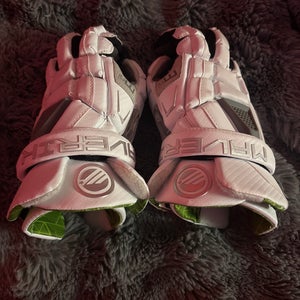 Maverik M5 Lacrosse Gloves (New)