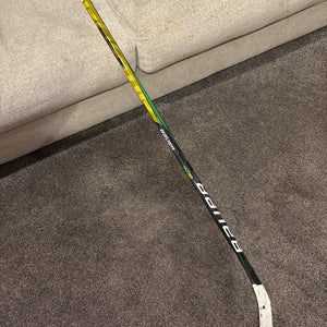 Senior Bauer Supreme Ultrasonic Left Hand Hockey Stick P28 77 Flex (Used)