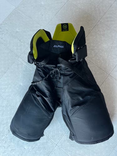 Men's Senior Medium Warrior Alpha LX PRO Hockey Pants Pro Stock (Used)