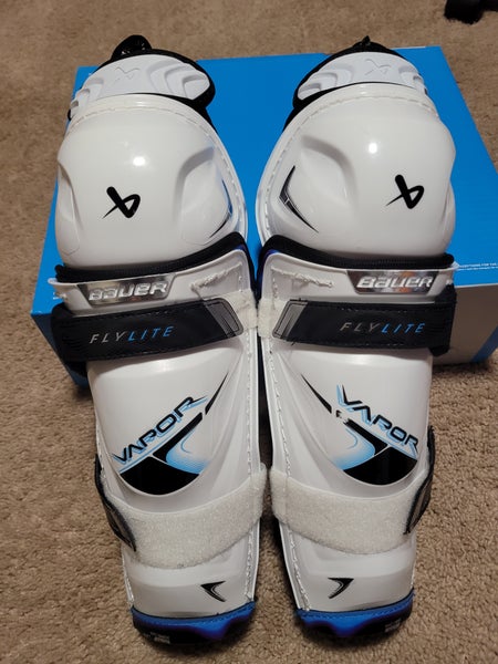 Junior Bauer Vapor Flylite 11" Shin Pads (Used)
