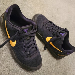 Nike Kobe 8 Protro "Hollywood Nights" Lakers Away Kid's 1.5Y (Big Kids / Youth) Nike Shoes (Used)