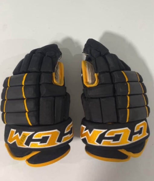 CCM HG4PC Gloves 15" Pro Stock (Used)