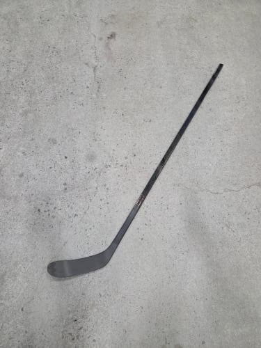 Senior CCM XF Ghost Right Handed Hockey Stick P28+1/4 85 flex