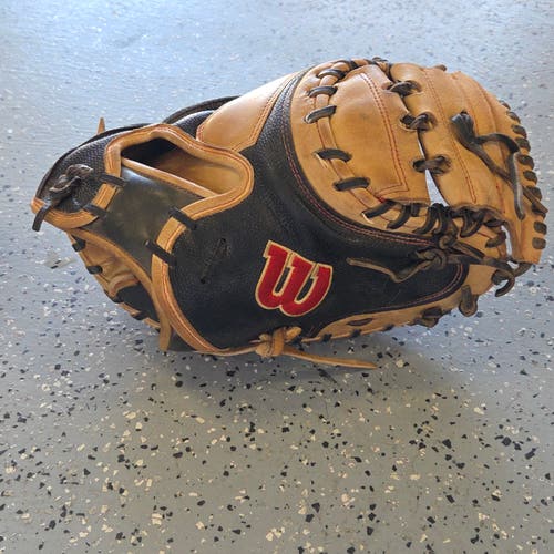 Wilson A2000 Baseball Glove 33.5"