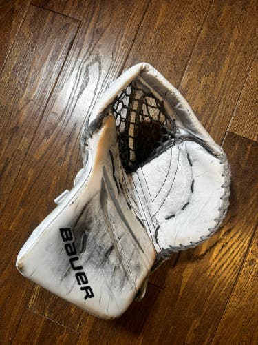 Bauer Vapor Hyperlite 2 Regular (Used)