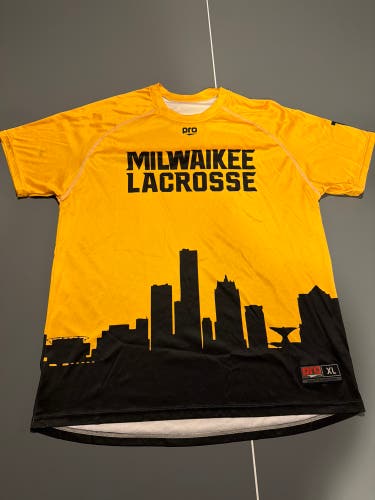 Milwaikee Panthers custom Shooting shirt Yellow XL Men's PRO Shirt (Used)