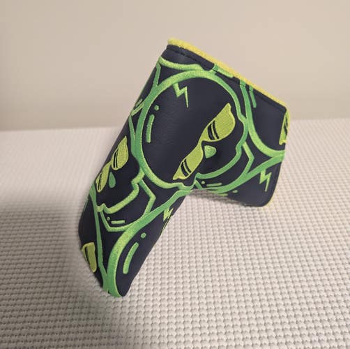 SWAG Blue Wave Concentric Skulls Blade Cover NOOB