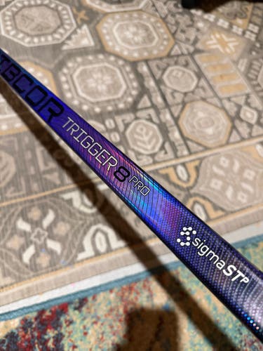 Senior CCM Ribcor Trigger 8 Pro Right Handed Hockey Stick P88 70 Flex (New)