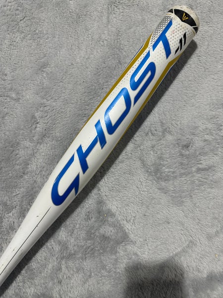 White 2022 Easton Ghost Alloy Bat (-11) Alloy 20 oz 31" (Used)
