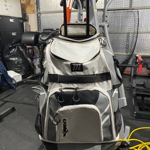 MARUCCI Convoy Wheeled Baseball BAT Pack White/Gray