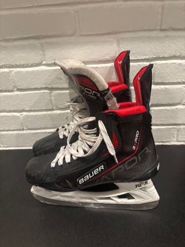 2021 Bauer Vapor 3X Pro Hockey Skates 8.5 (Used)