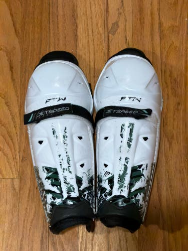 Junior CCM JetSpeed FTW 10" Shin Pads (Used)