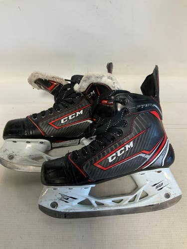 Used CCM FT370 Junior Hockey Skate Junior 03 11823-S000037206