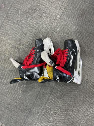Used Bauer SUPREME S180 Intermediate Hockey Skate Intermediate 4.0 11614-S000230668