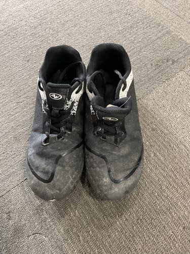 Used Athletic Works BB CLEATS BB/SB Cleats Black Junior 03 11614-S000230508