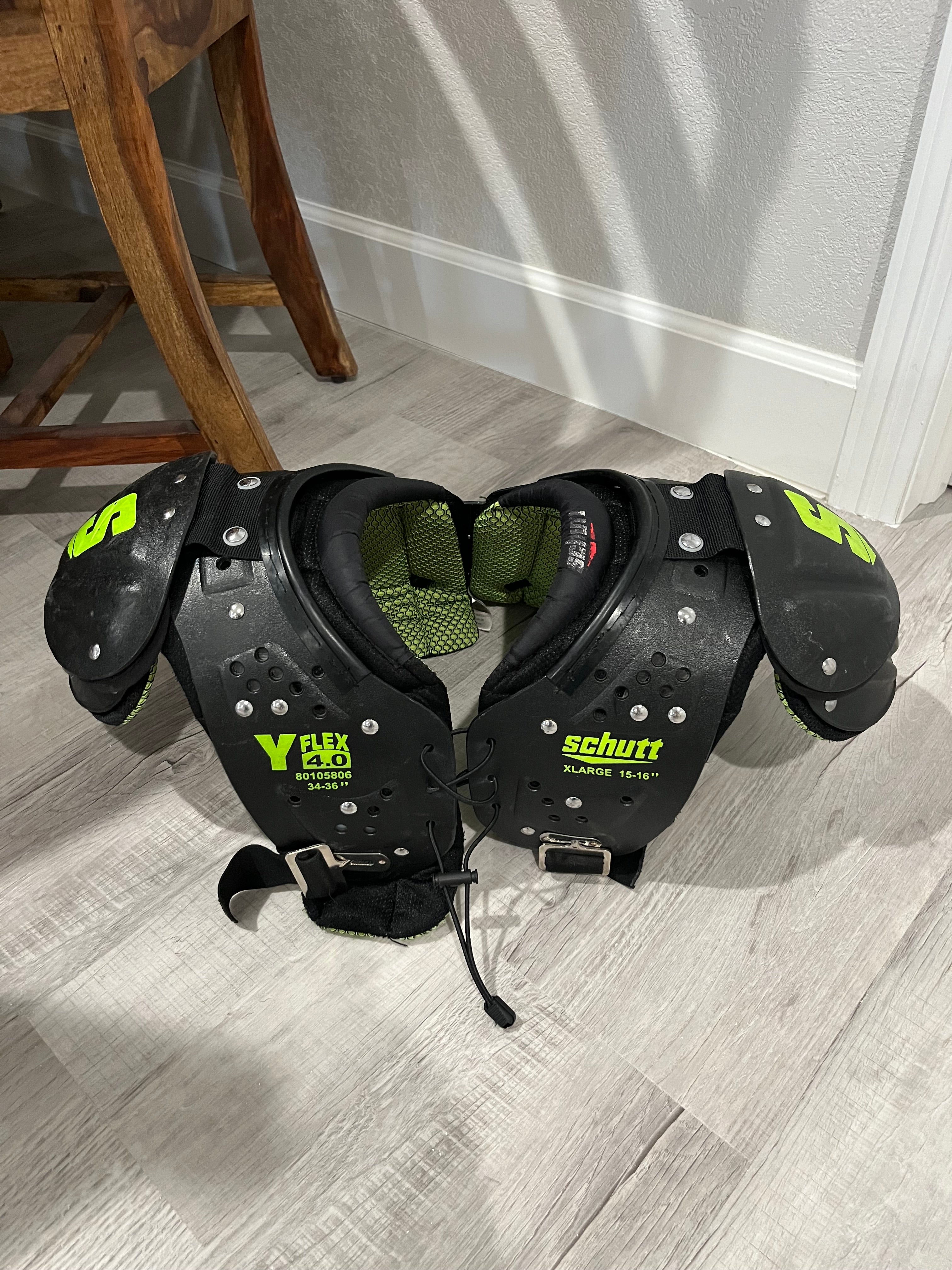 Schutt Y Flex 4.0 Youth Shoulder Pads: Used & Clearance Deals