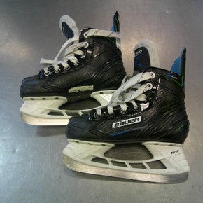 Used Bauer XLP Junior Hockey Skate Junior 01 11339-S000198675