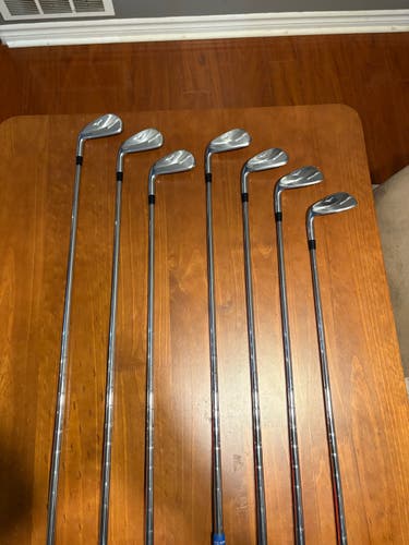Left Hand Mizuno Pro 245 Iron Set 4-PW