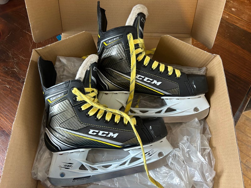 Black/Yellow 2018 CCM Tacks 9060 Hockey Skates Regular Width Size 5 (Used)