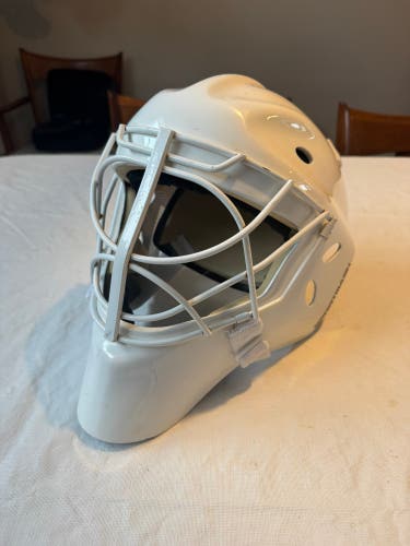 Senior Large 2023 Sportmask Pro 3i Goalie Mask (Used)
