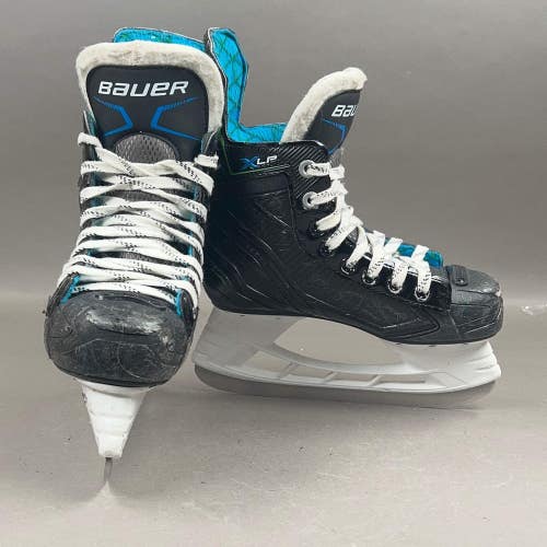 Bauer XLP Size 1.5 Junior Hockey Skates