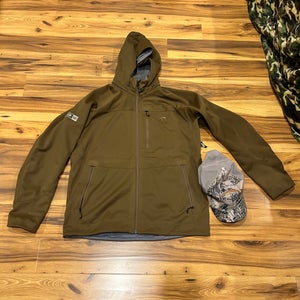 Sitka Coat Size Large New
