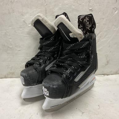 Used WinnWell AMP 300 Youth Hockey Skate Youth 12.0 11855-S000198960