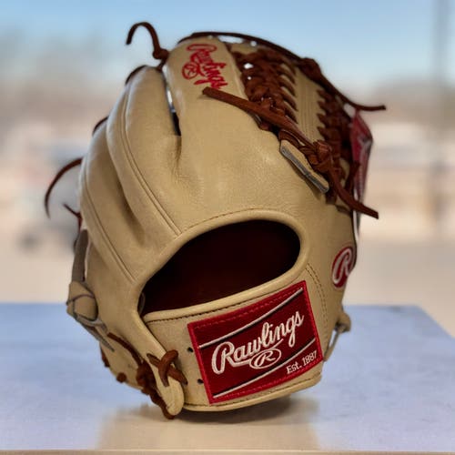 Infield RH Rawlings Heart of the Hide Pro205-4CT Baseball Glove 11.75" (New)