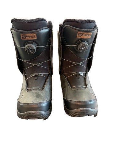 K2 Maysis Snowboard Boots | Used and Closeout display picture 1
