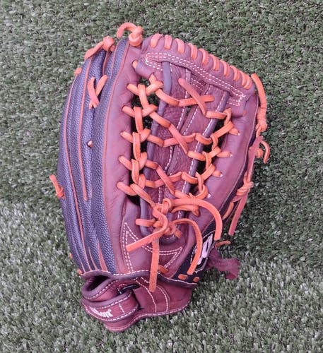 Wilson RH Outfield A1500 Softball Glove 12.75" (Used)