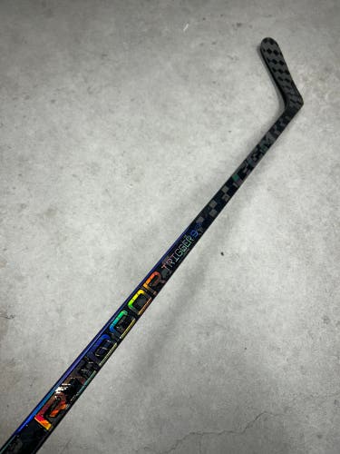 55 Flex P90TM Senior CCM RibCor Trigger 9 Pro Left Hand Hockey Stick Pro Stock (New)