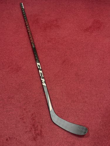 CCM Ribcor Trigger 4 Pro Left Hand Hockey Stick P28 60 Flex Pro Stock (New) Item#TRCO
