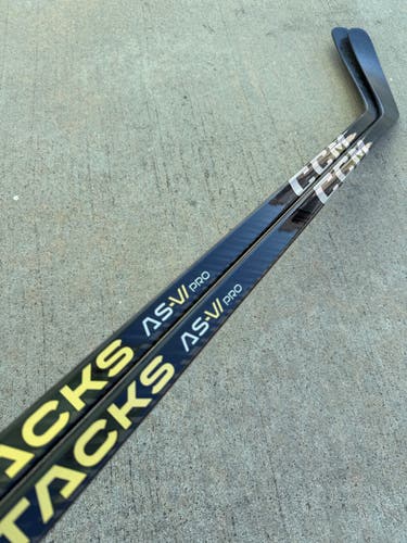 2 Pack CCM Tacks AS-VI Pro Stock Hockey Stick 85 Flex Left 6736