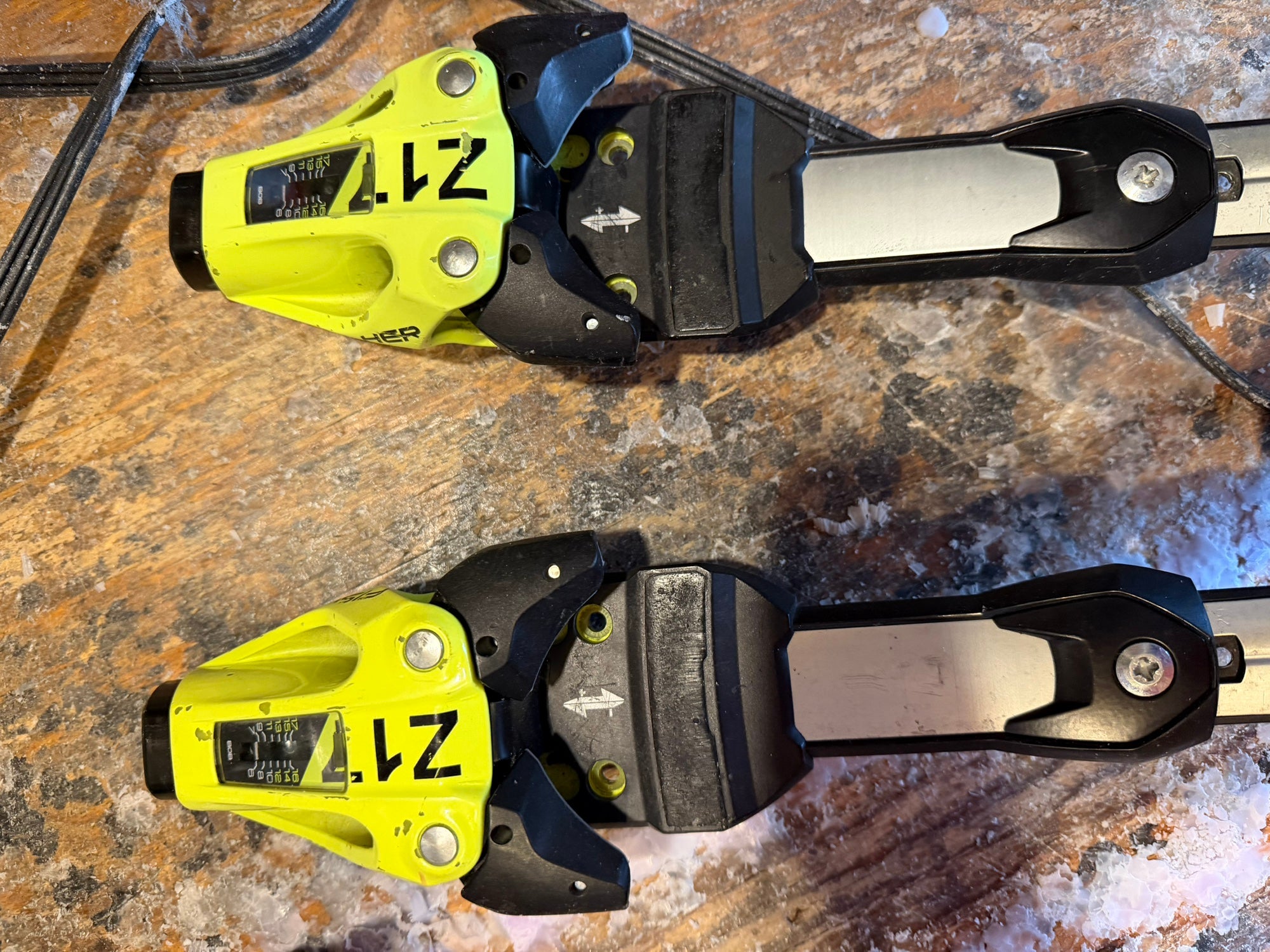Fischer RC4 Z17 FreeFlex Downhill Ski Bindings | Used and Closeout