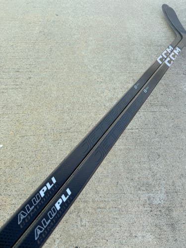 2 Pack CCM JETSPEED FT8 PRO Pro Stock Hockey Stick Grip P90 95 Flex Left 2854