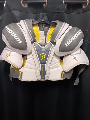 Large Senior Warrior Dynasty AX2 Shoulder Pads (New)