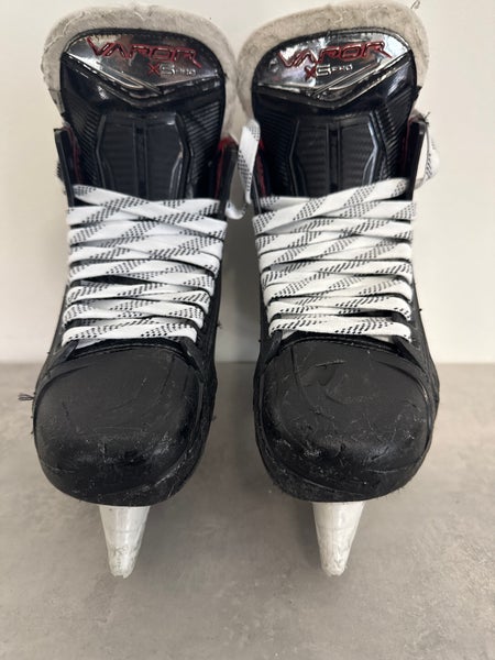 2023 Bauer Vapor X5 Pro Hockey Skates Regular Width Size 3 (Used)
