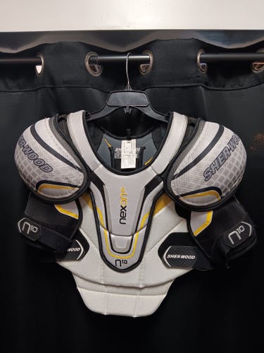 Large Senior Sher-Wood N10 Shoulder Pads (New)
