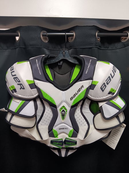 Large Senior Bauer Supreme One80 Shoulder Pads (New)