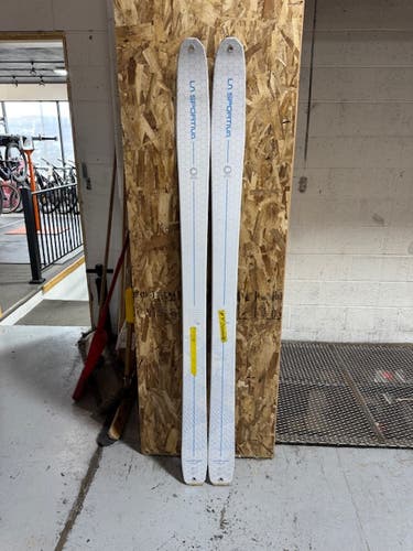 New La Sportiva Vapor Nano skis; Size: 180