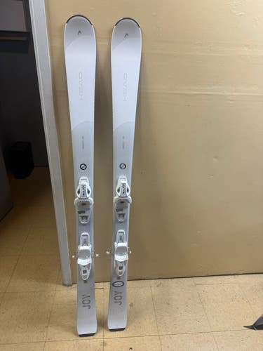HEAD 153 cm Absolut Joy Skis (Used) In great condition and just got tuned