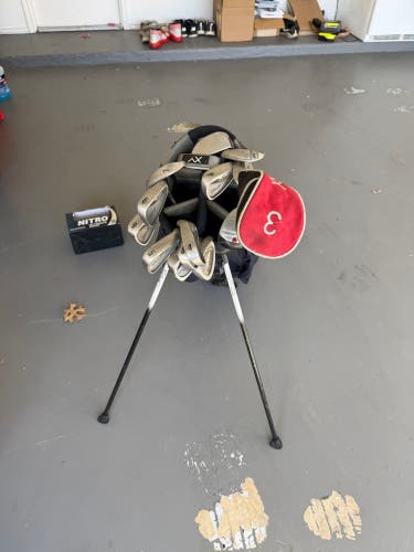 Men's TaylorMade Right Handed Clubs (Full Set) Regular Flex (Used)