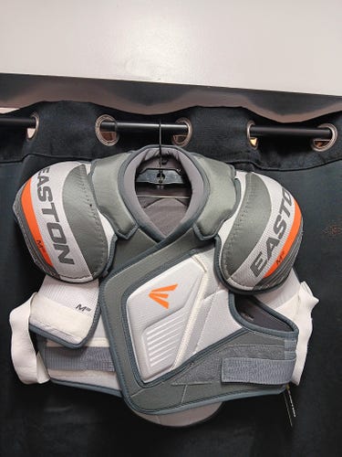 Medium Senior Easton M3 Shoulder Pads (New)