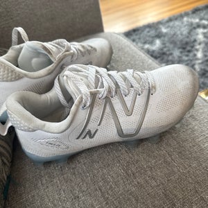 Men's 5Y (Big Kids / Youth) Youth New Balance Freeze (Used)